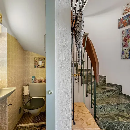 Casa Siesta - Happy *