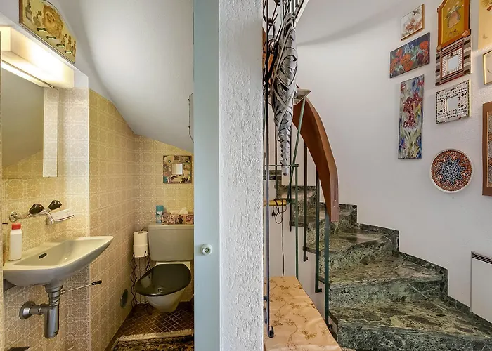 Casa Siesta - Happy *